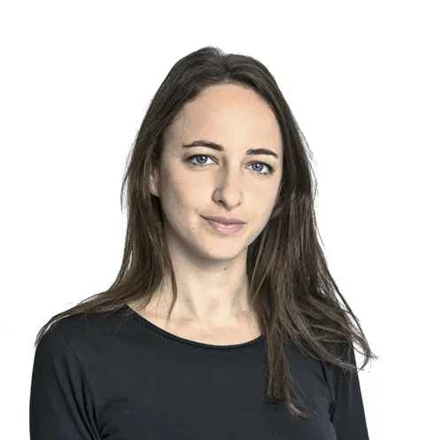 Julia Hajnal  &ndash; Argentina