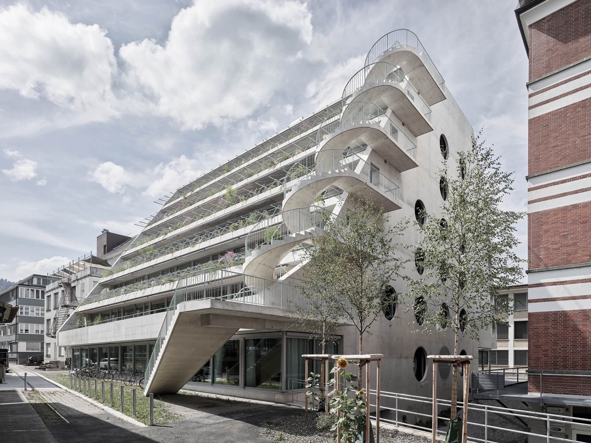 Commercial Building Binzstrasse 29